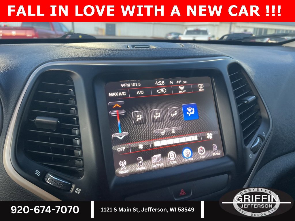 Used 2017 Jeep Cherokee Latitude w/ Cold Weather Group image 25