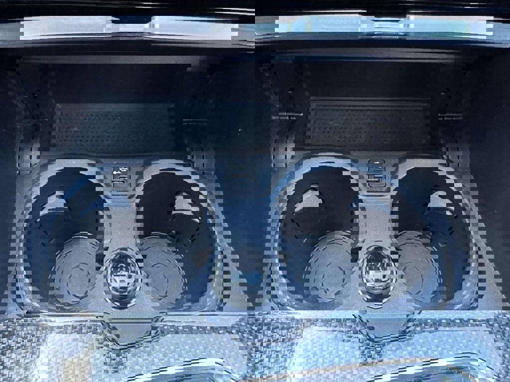 Used 2023 BMW M2 w/ Lighting Package RWD image 26