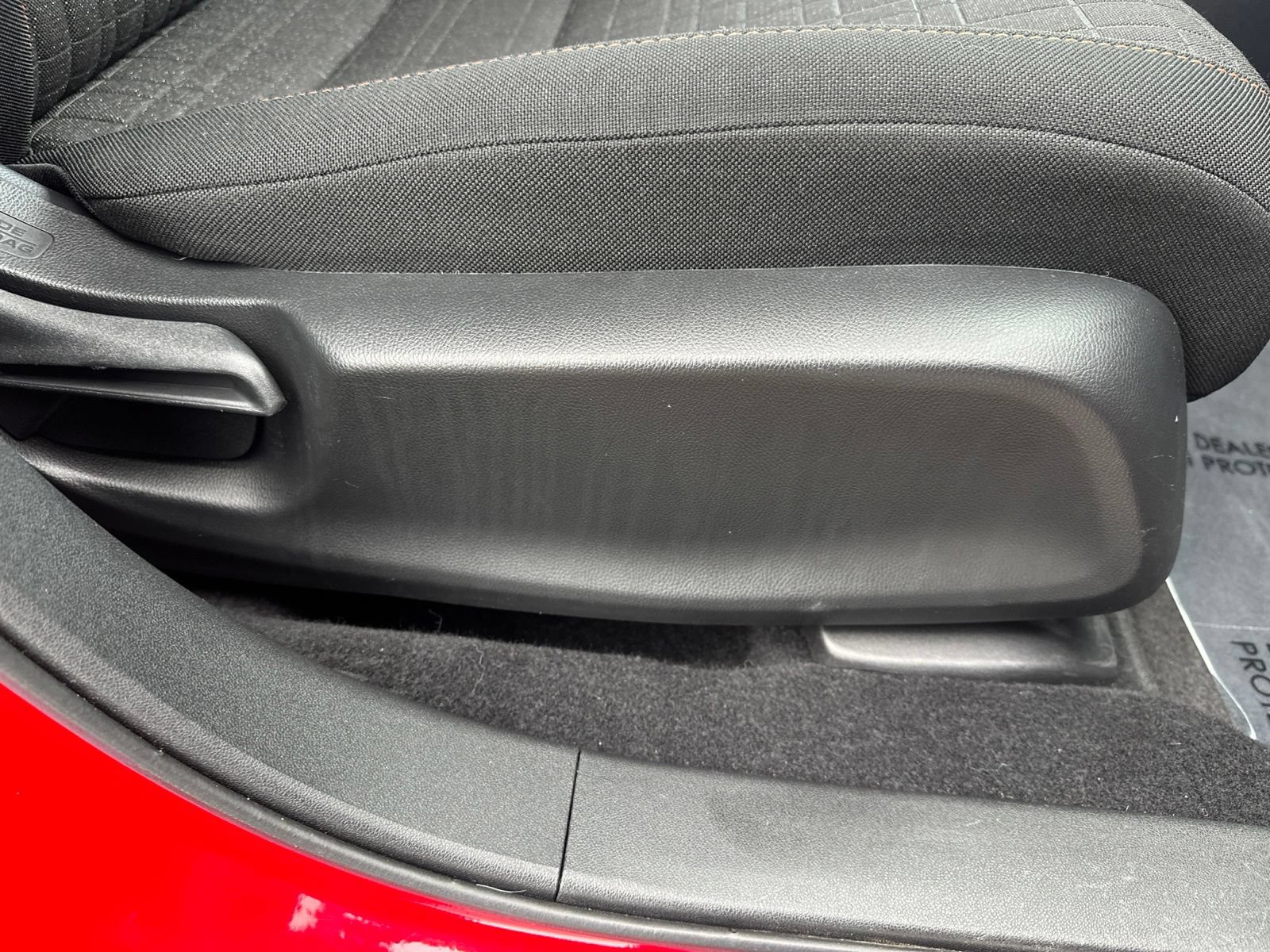 Used 2024 Honda HR-V Sport image 30