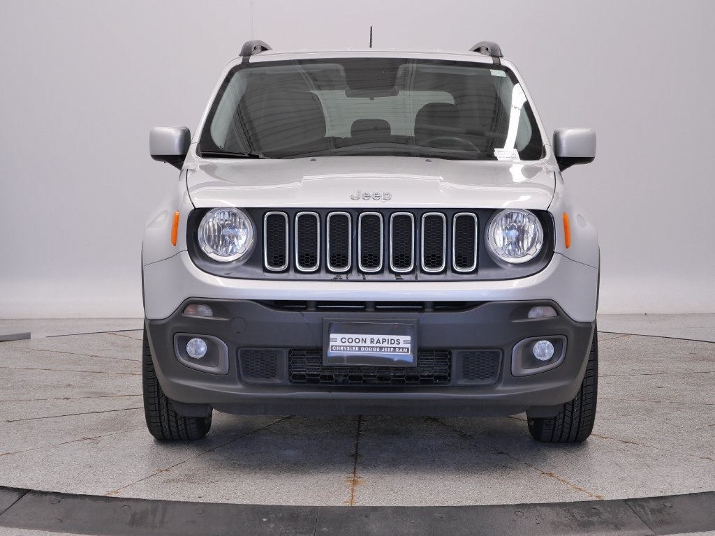 Used 2015 Jeep Renegade Latitude FWD image 8