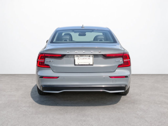 Used 2023 Volvo S60 B5 Plus w/ Climate Package FWD image 4