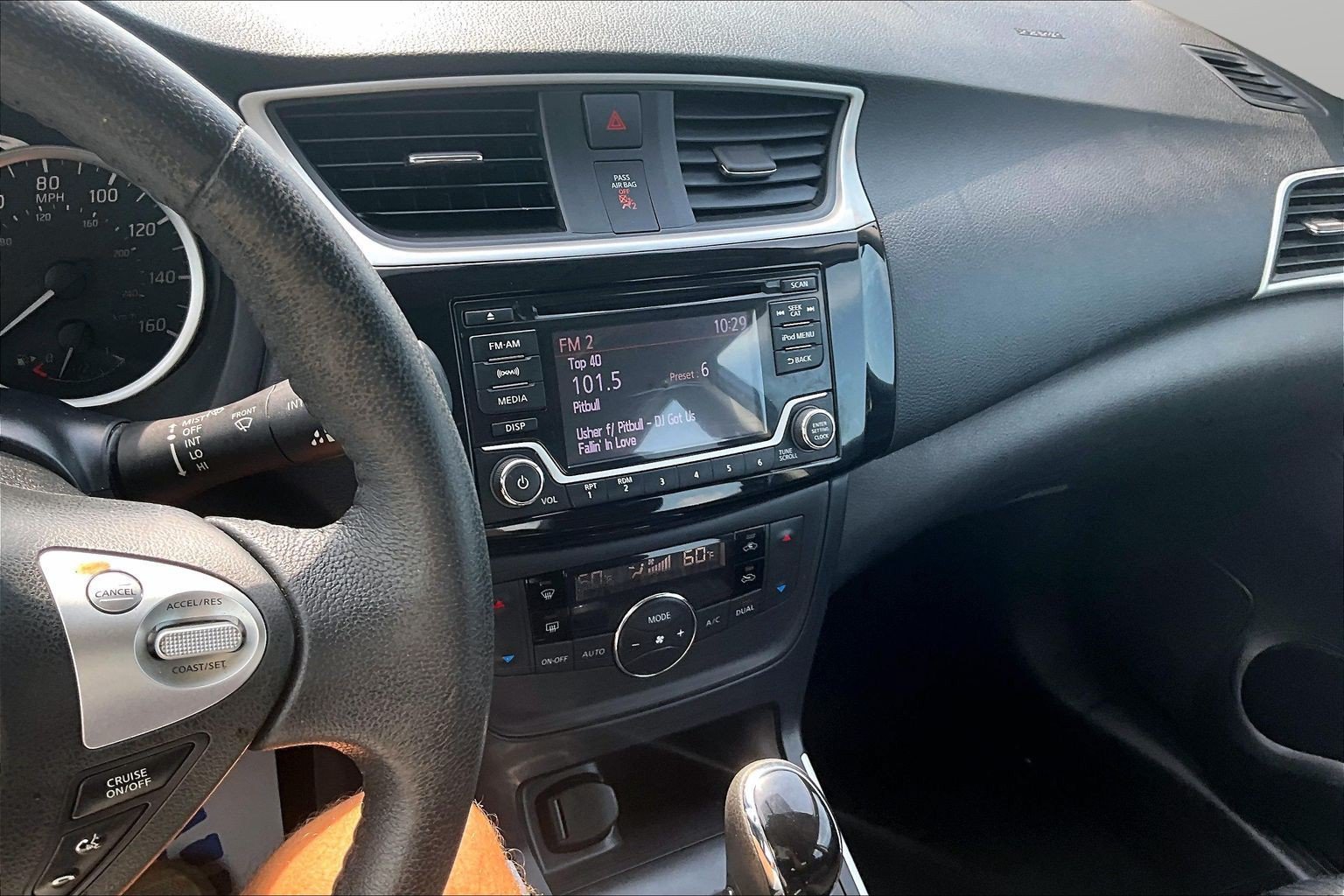 Used 2018 Nissan Sentra SV FWD image 6