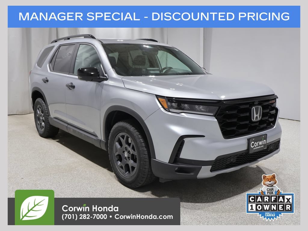 Used 2025 Honda Pilot TrailSport
