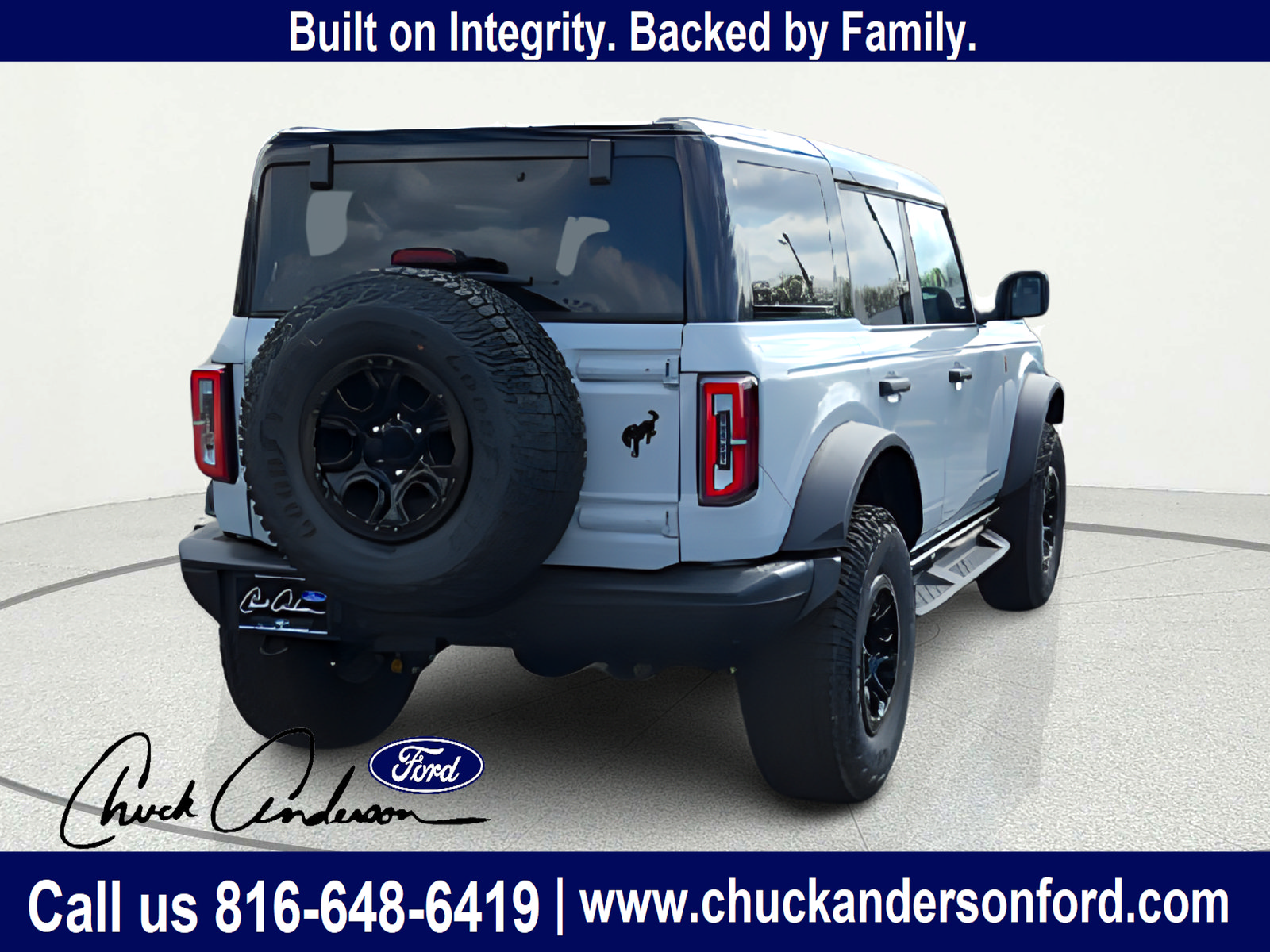 New 2026 Ford Bronco Badlands w/ Sasquatch Package AWD/4WD image 8