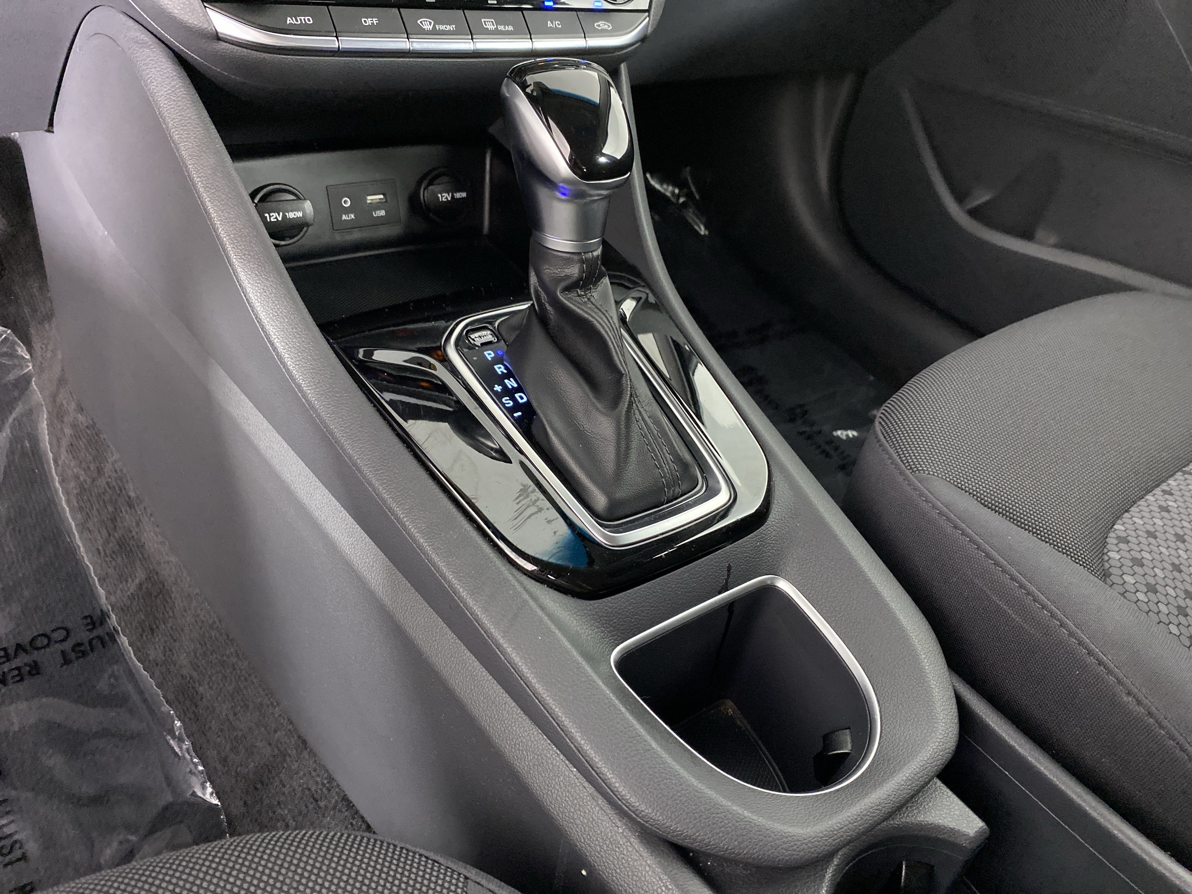 Used 2019 Hyundai Ioniq Blue FWD image 28