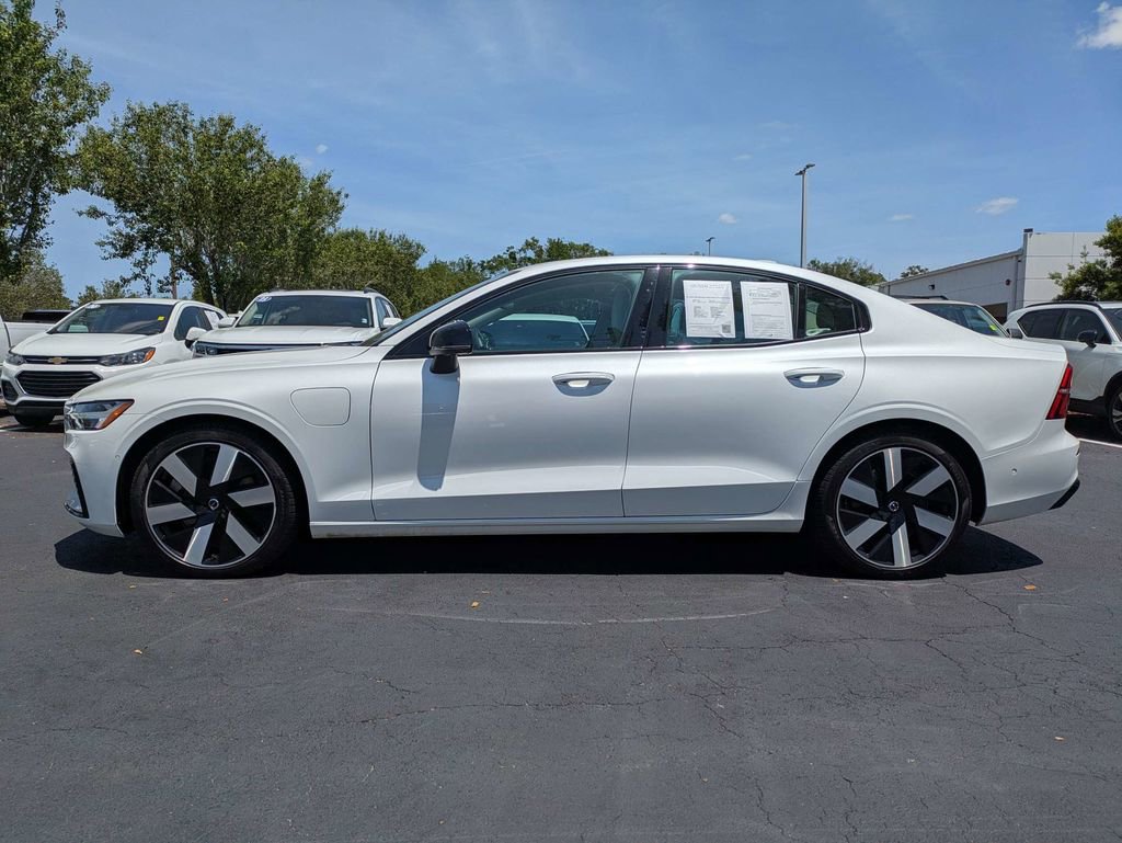 Used 2024 Volvo S60 T8 Plus w/ Climate Package image 3