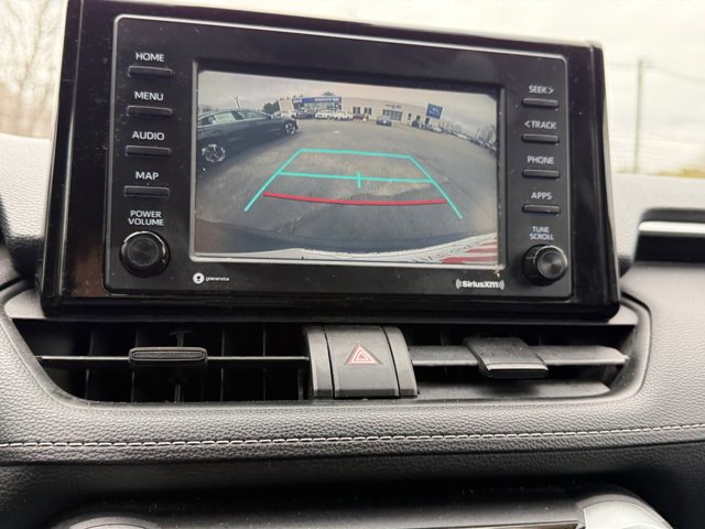 Used 2020 Toyota RAV4 LE image 22