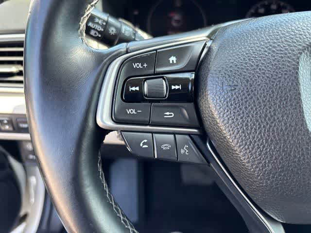 Used 2018 Honda Accord Touring image 11