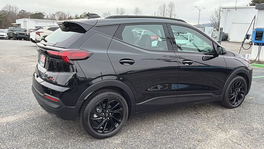 New 2027 Chevrolet Bolt RS w/ Technology Package image 5