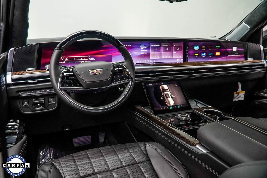Used 2026 Cadillac Escalade Platinum Sport image 17