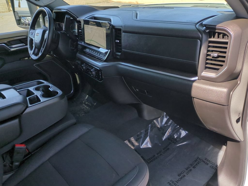 Used 2025 Chevrolet Silverado 2500 LT w/ Convenience Package AWD/4WD image 36