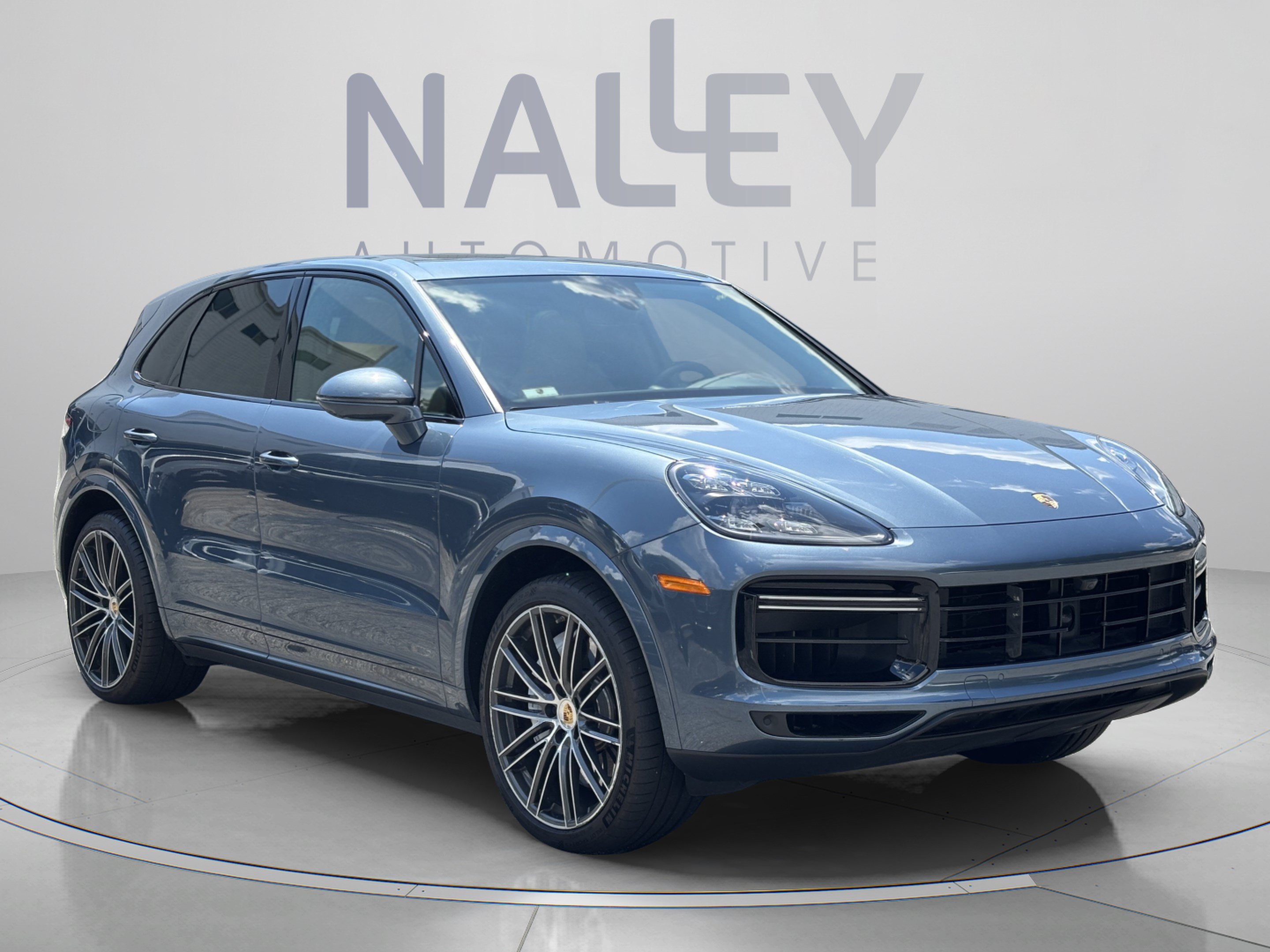 Used 2019 Porsche Cayenne Turbo AWD/4WD image 5