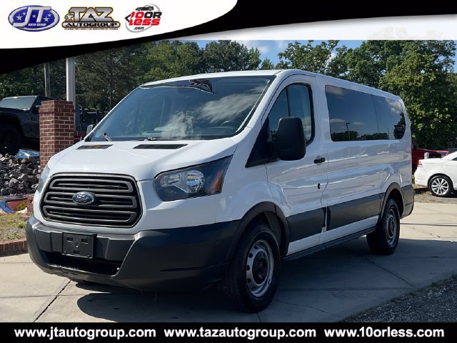 Used 2017 Ford Transit 150 XL RWD image 3
