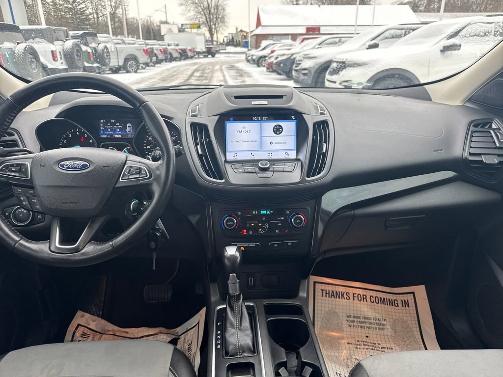 Used 2017 Ford Escape SE w/ Equipment Group 201A image 17