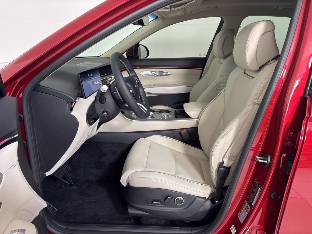 New 2026 Genesis GV70 2.5T Advanced AWD/4WD image 16