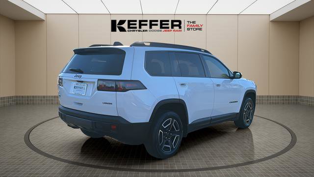 New 2026 Jeep Cherokee Laredo image 5