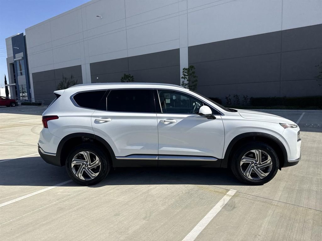 Used 2022 Hyundai Santa Fe SEL w/ Cargo Package image 2
