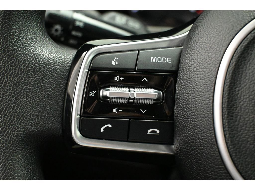 Used 2022 Kia Sorento LX AWD/4WD image 23