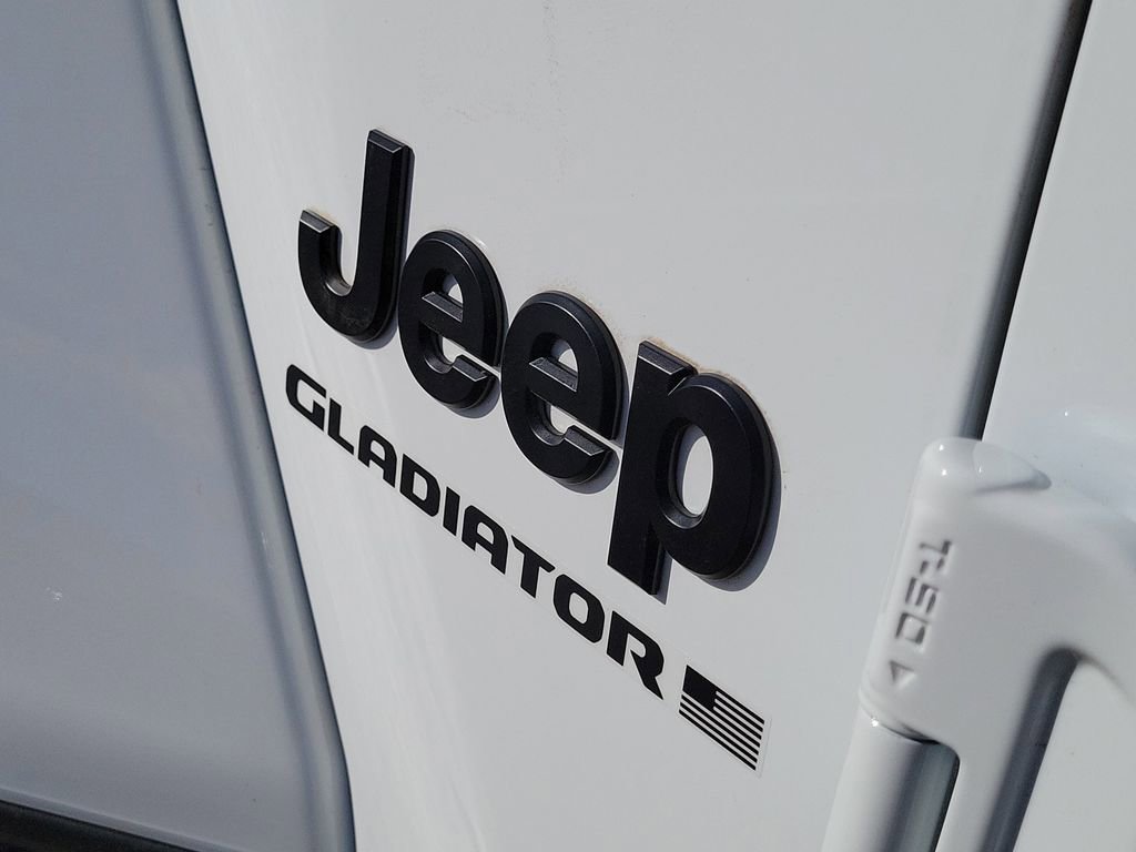 New 2025 Jeep Gladiator Sport image 8