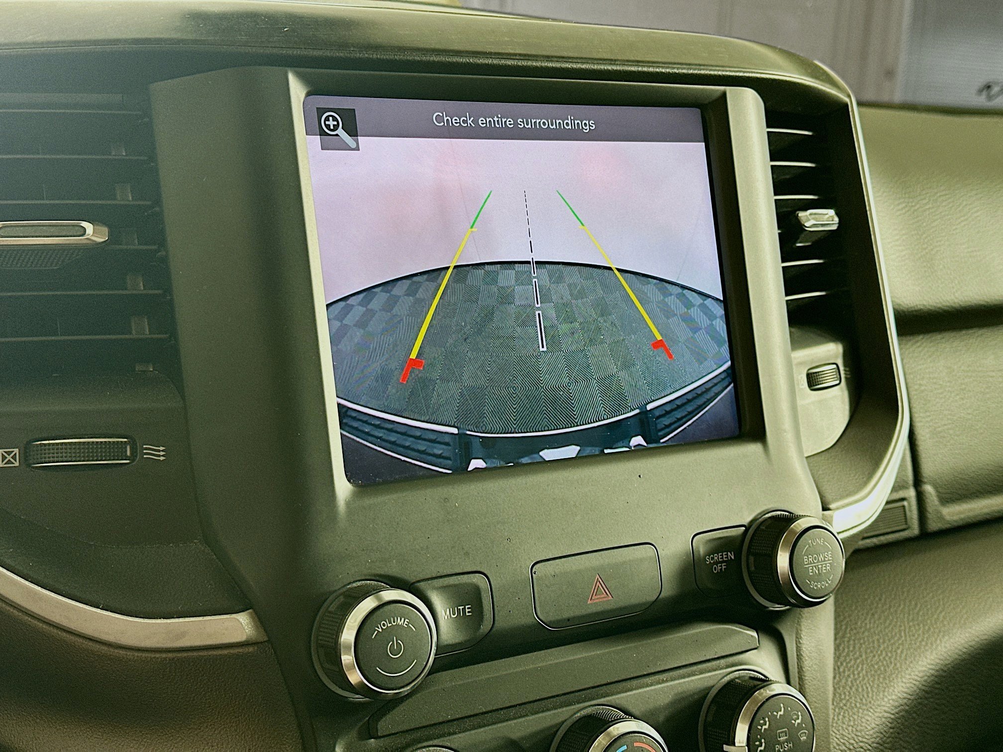 Used 2020 RAM 1500 Big Horn AWD/4WD image 22