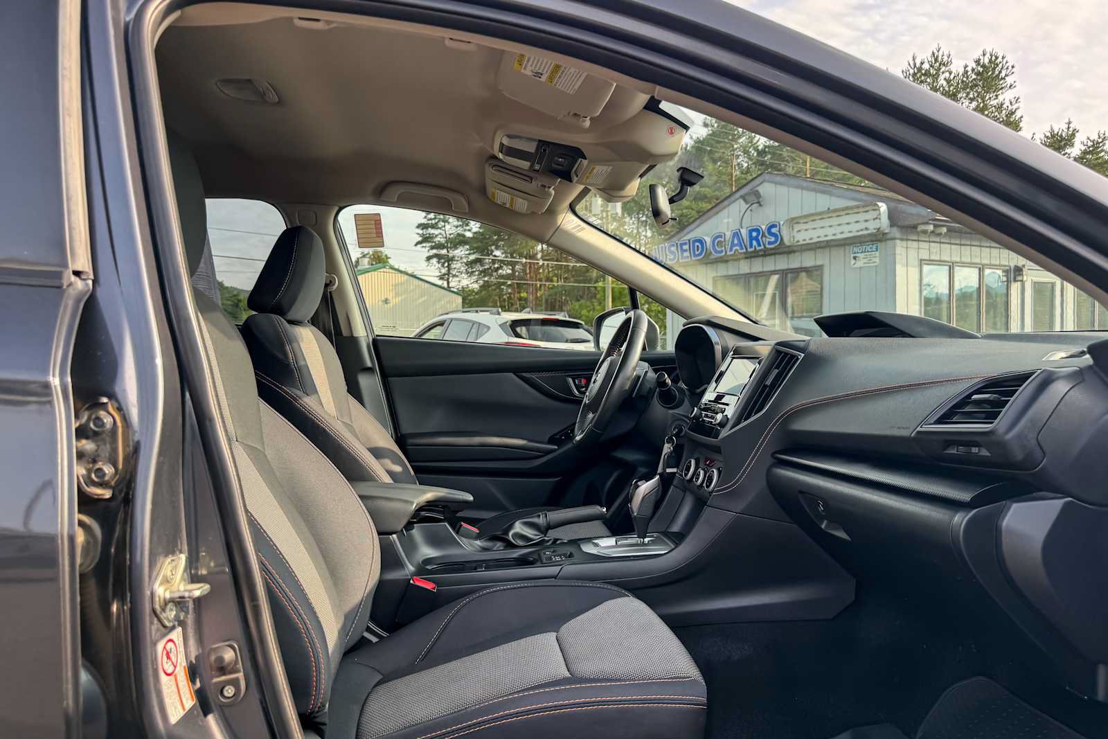Used 2020 Subaru Crosstrek 2.0i Premium AWD/4WD image 9