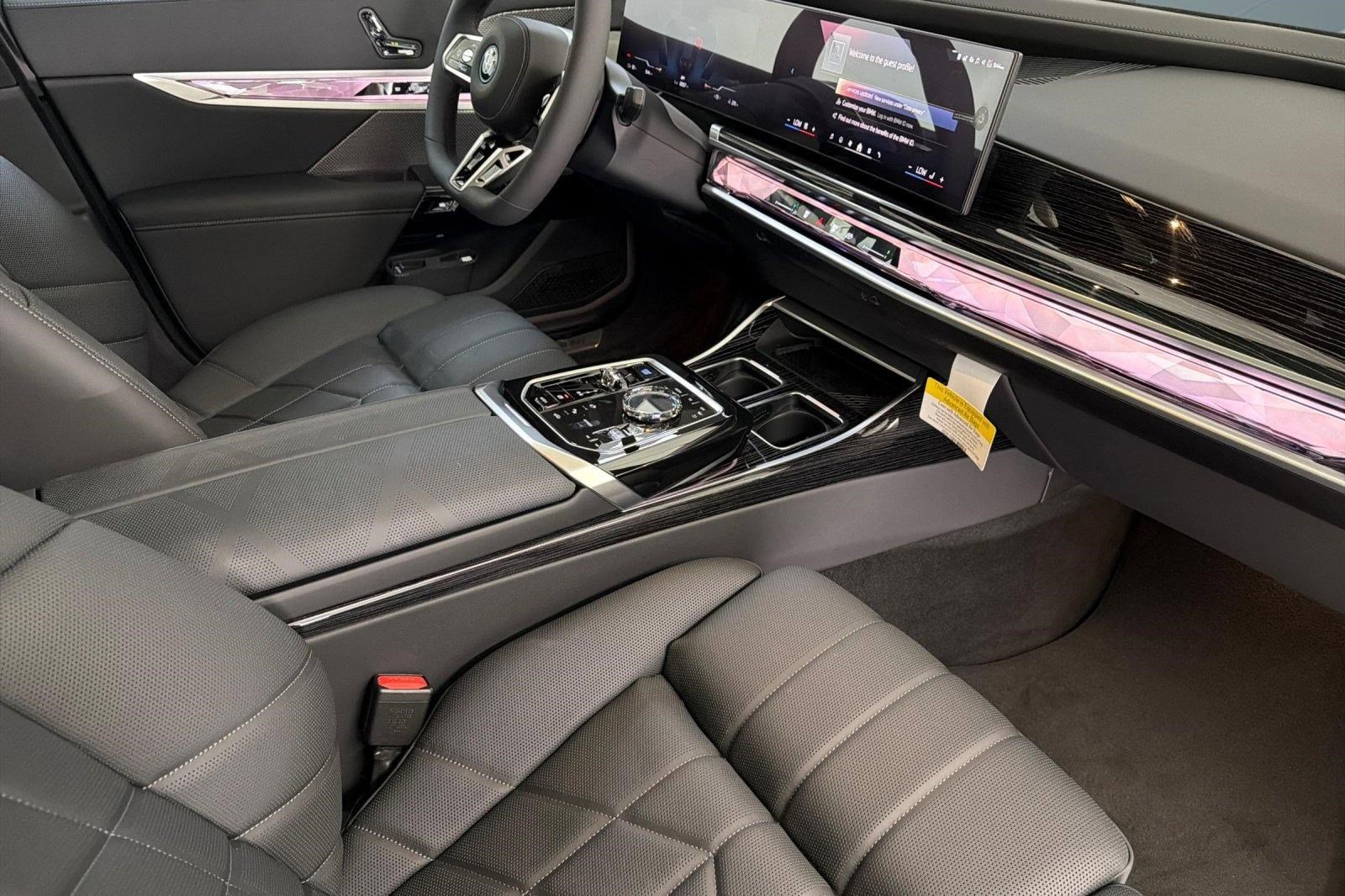 New 2026 BMW i7 xDrive60 AWD/4WD image 27