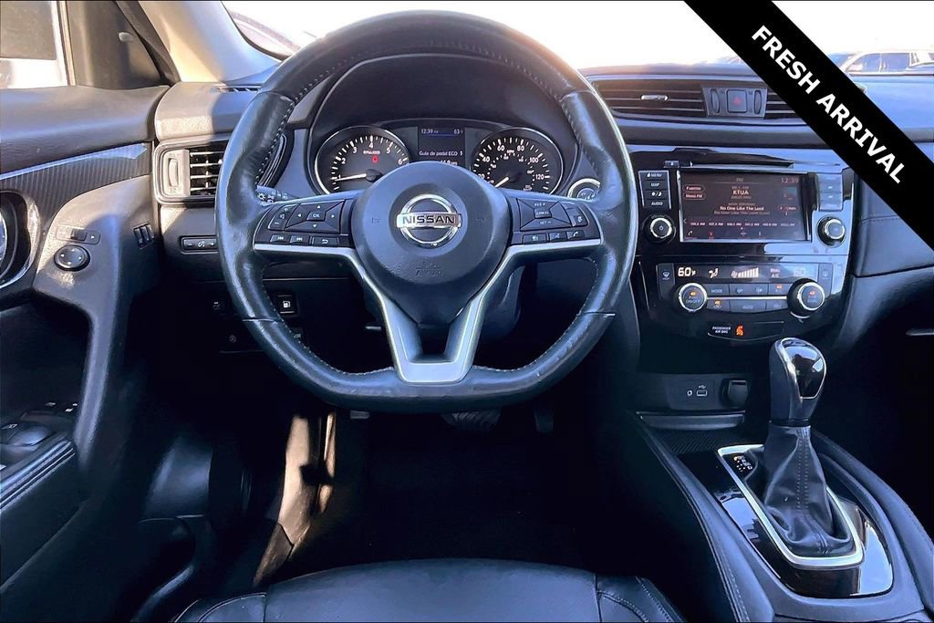 Used 2018 Nissan Rogue SL image 8