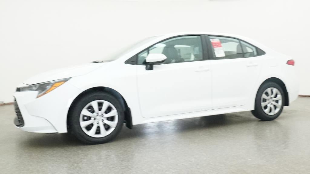 New 2026 Toyota Corolla LE FWD image 18