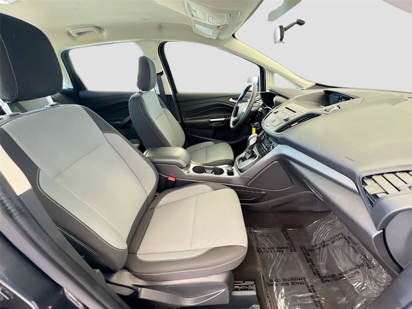 Used 2018 Ford C-MAX SE w/ Cold Weather Package FWD image 25