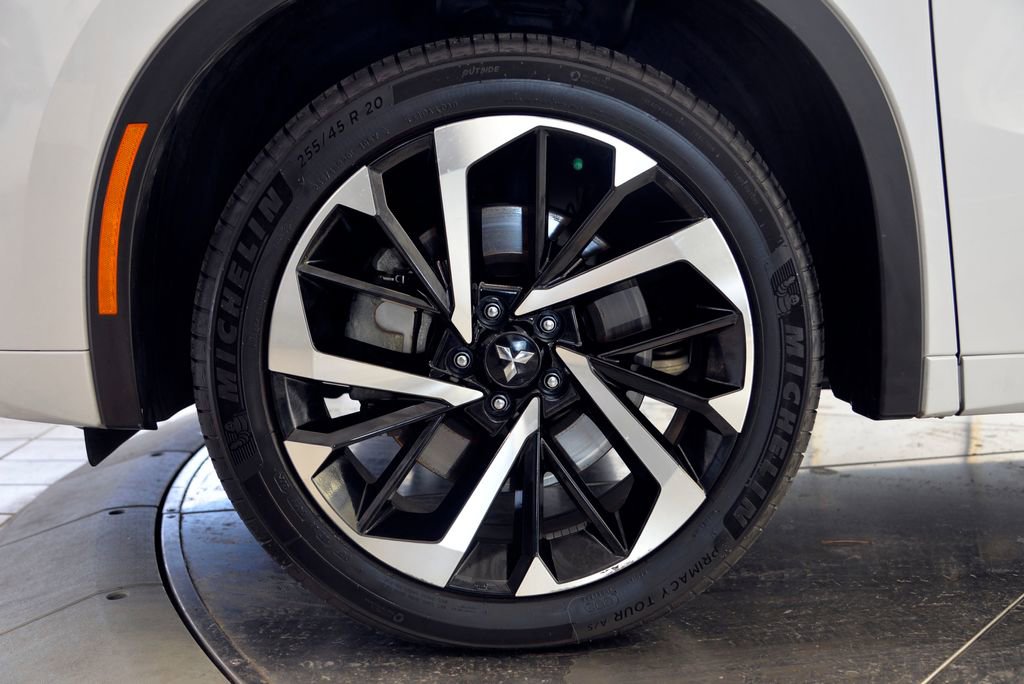 Used 2022 Mitsubishi Outlander SEL image 10