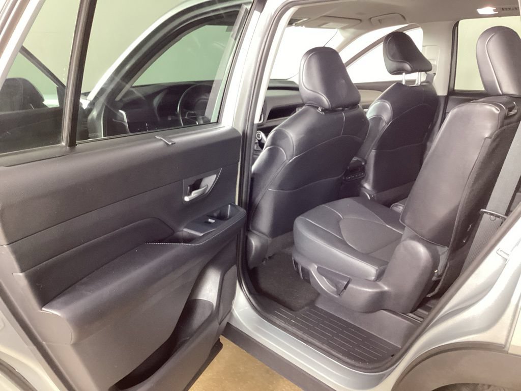 Used 2024 Toyota Grand Highlander AWD image 24