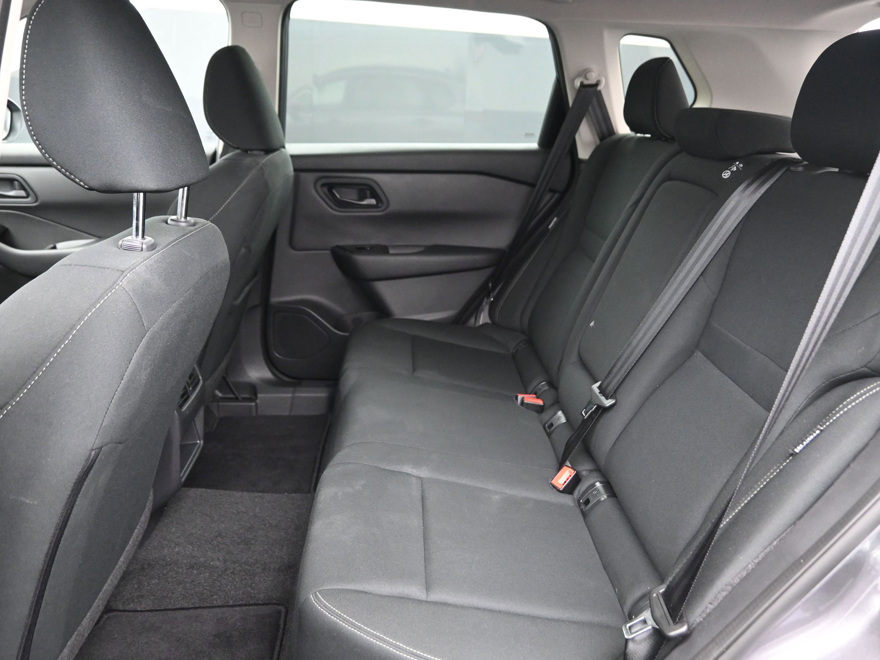 Certified 2025 Nissan Rogue S image 15