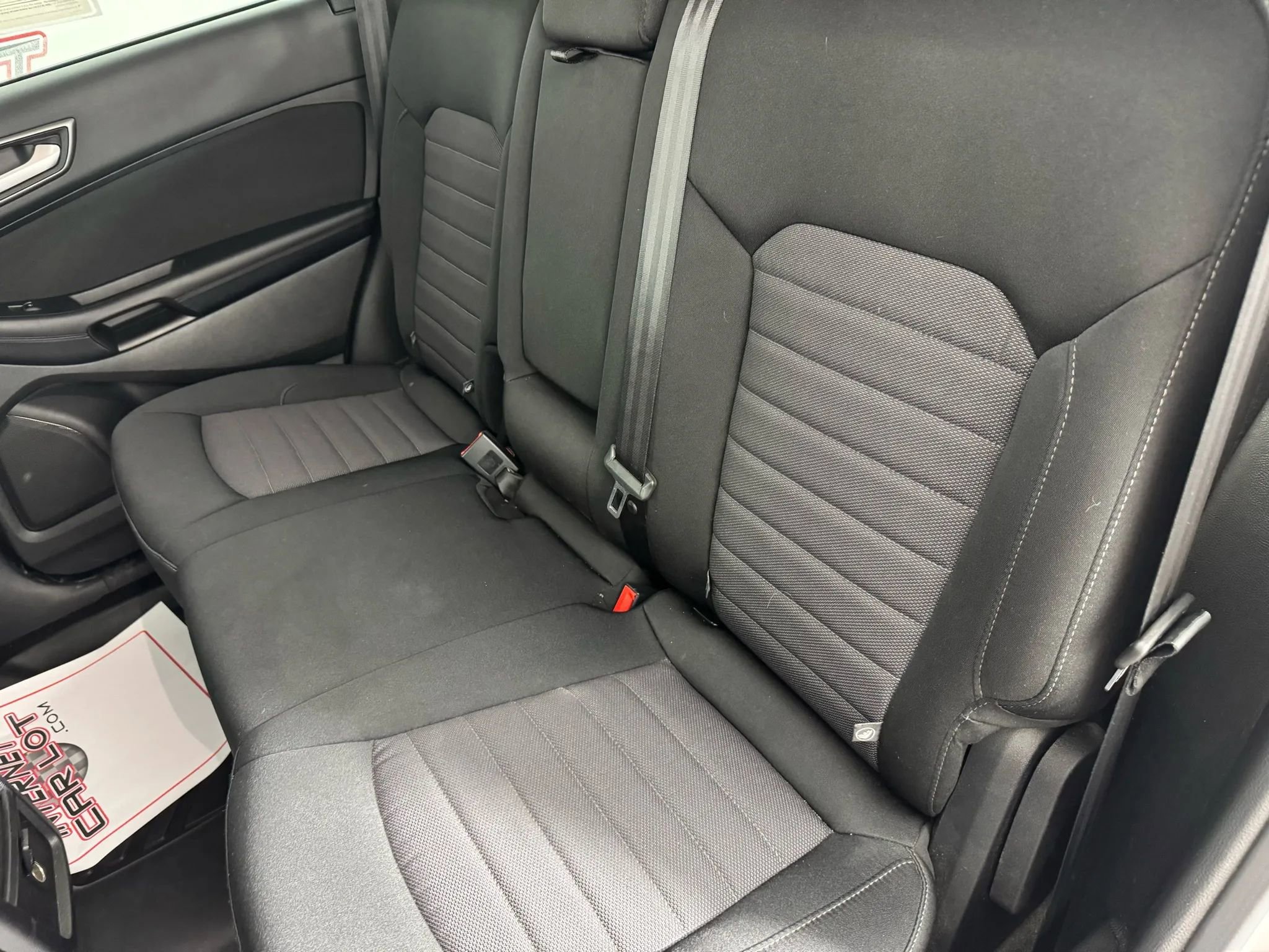 Used 2017 Ford Edge SE image 32