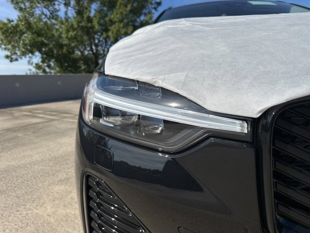 New 2026 Volvo XC60 B5 Plus w/ Protection Package Premier image 10