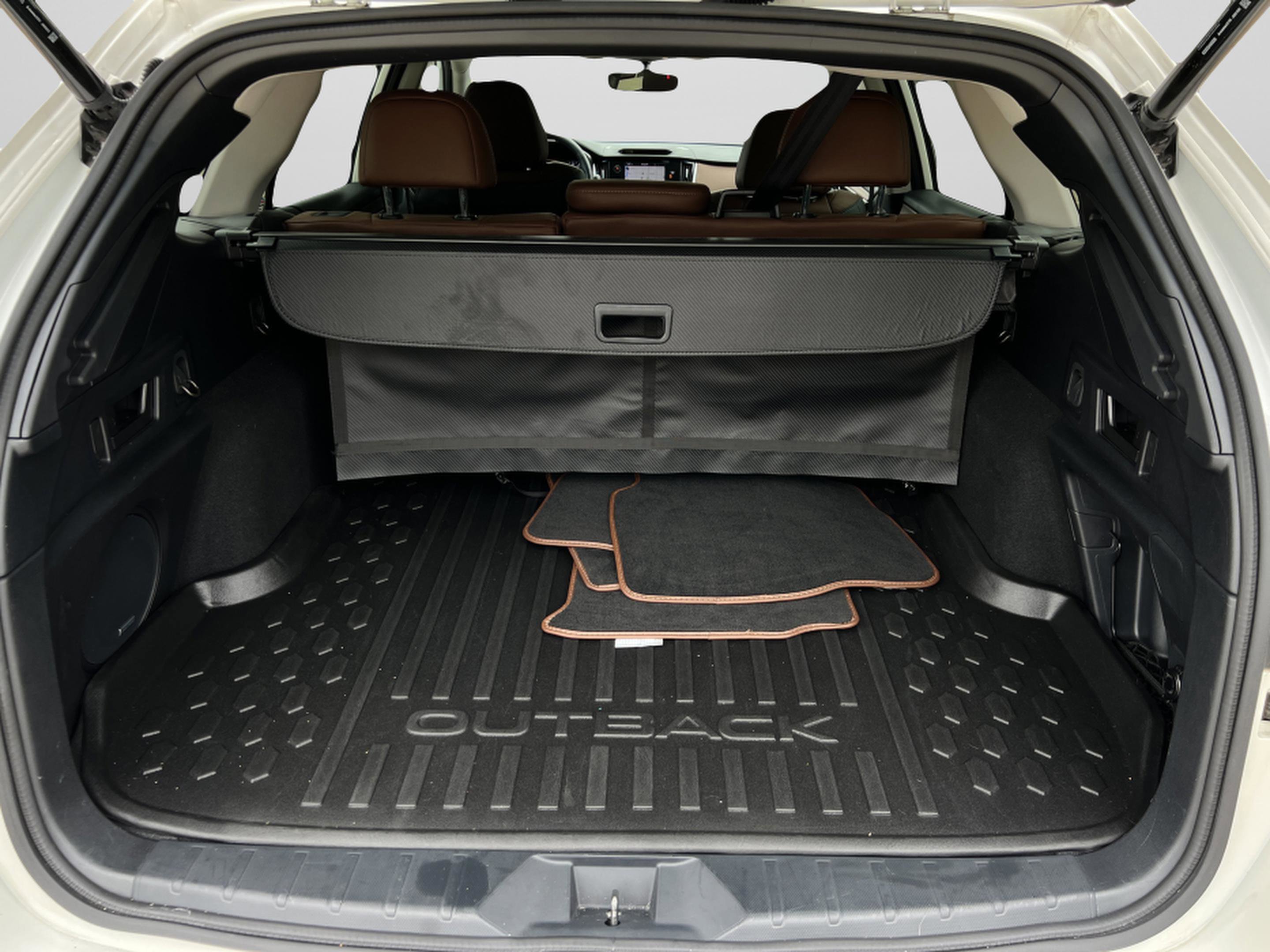 Used 2022 Subaru Outback Touring w/ Tech Package 2 image 17