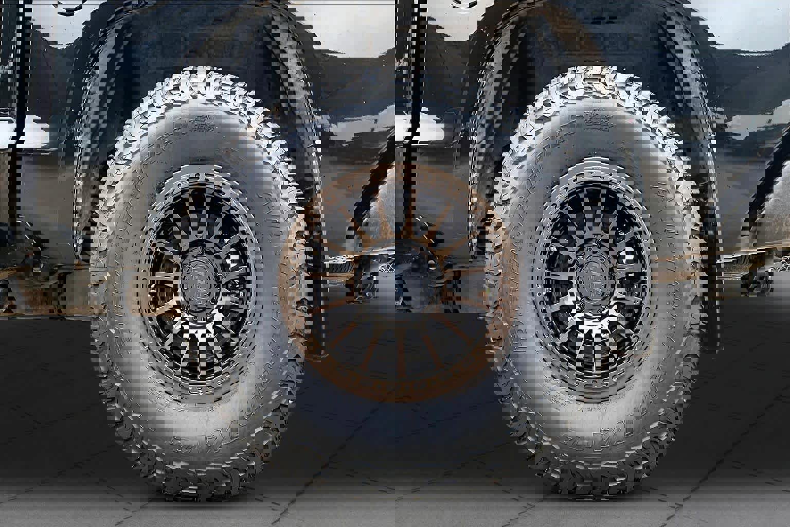 Used 2019 Toyota Tundra SR5 w/ SR5 Upgrade Package AWD/4WD image 11