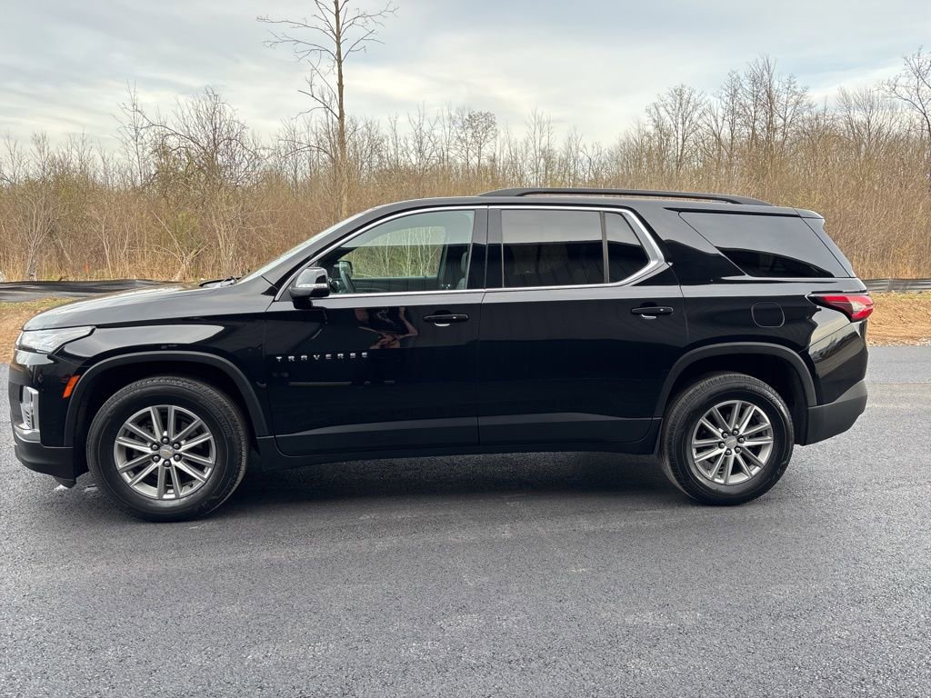 Used 2023 Chevrolet Traverse LT AWD/4WD image 4