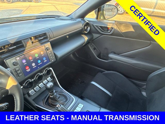 Used 2023 Toyota GR86 Premium w/ ALL Weather Mat Package (TMS) RWD image 9
