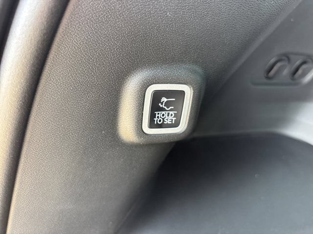 New 2026 Jeep Cherokee Overland AWD/4WD image 7