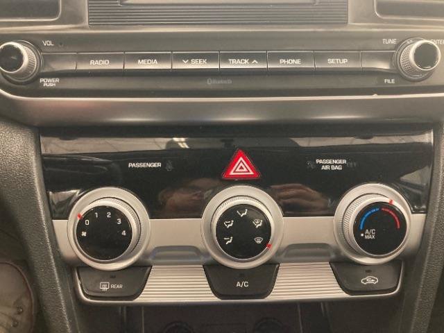 Used 2019 Hyundai Elantra SE w/ Cargo Package FWD image 22