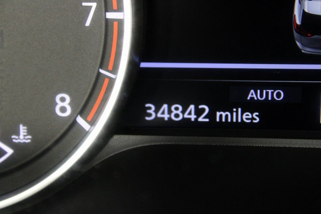 Certified 2025 Nissan Rogue SV image 23