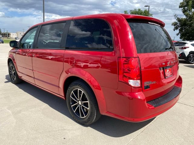 Used 2014 Dodge Grand Caravan SE FWD image 3