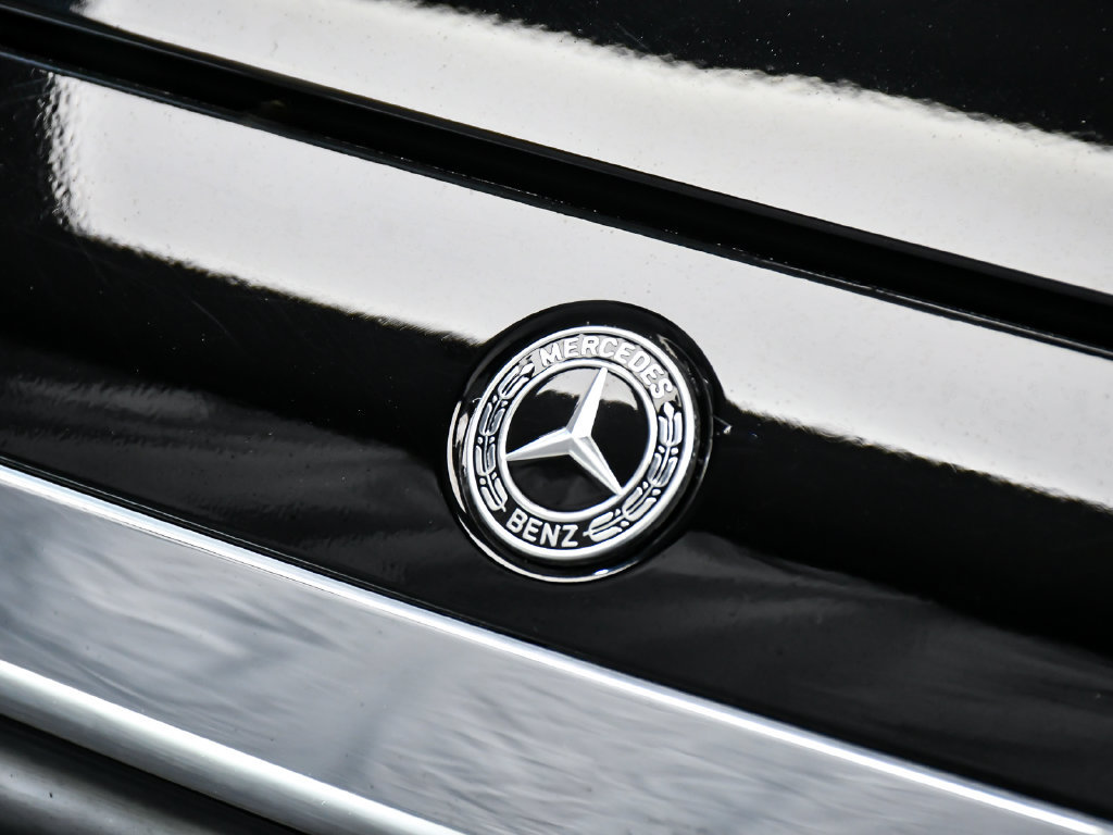 Used 2022 Mercedes-Benz S 500 4MATIC w/ AMG Line Package image 95