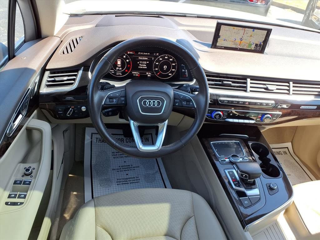 Used 2017 Audi Q7 3.0T Prestige image 4