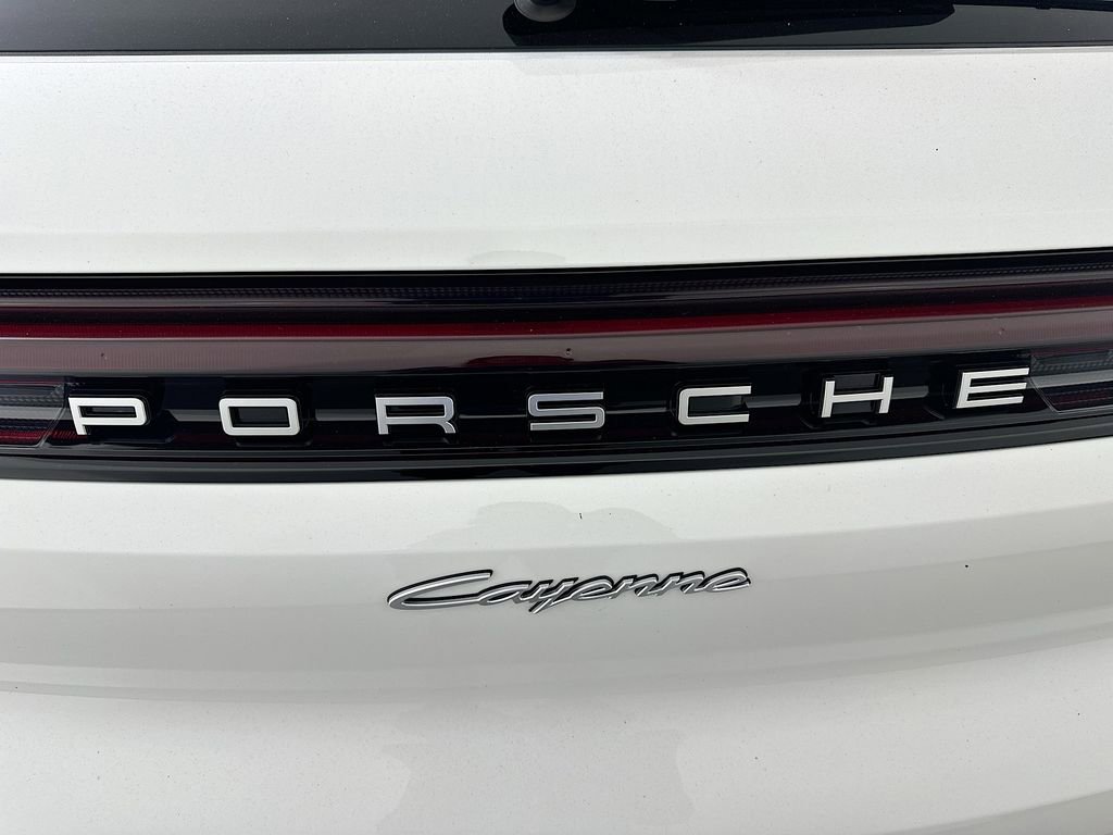 New 2024 Porsche Cayenne image 35