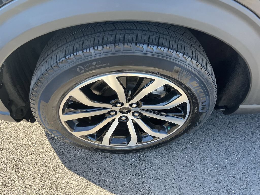 Used 2022 Ford Explorer ST-Line AWD/4WD image 10