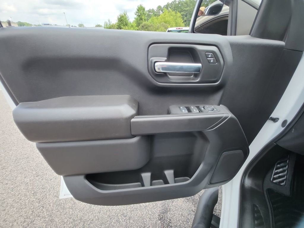 Certified 2025 Chevrolet Silverado 1500 Custom w/ Turbomax Blackout Package image 26