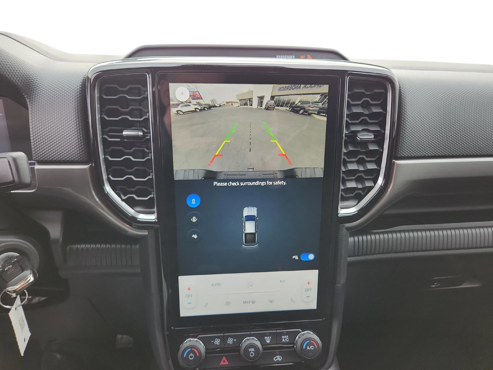 New 2025 Ford Ranger XLT w/ Equipment Group 301A High image 18