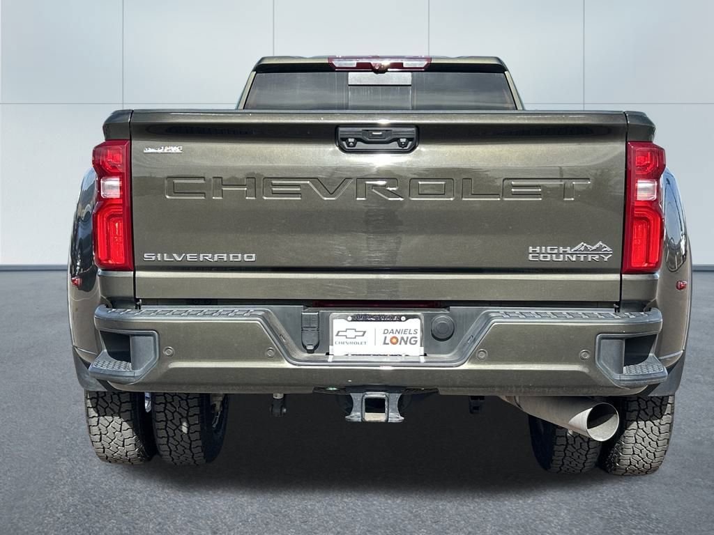 Used 2022 Chevrolet Silverado 3500 High Country w/ LPO, Hitch Package image 4