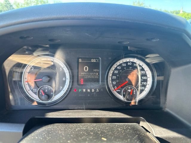 Used 2018 RAM 2500 Tradesman w/ Chrome Appearance Group AWD/4WD image 23